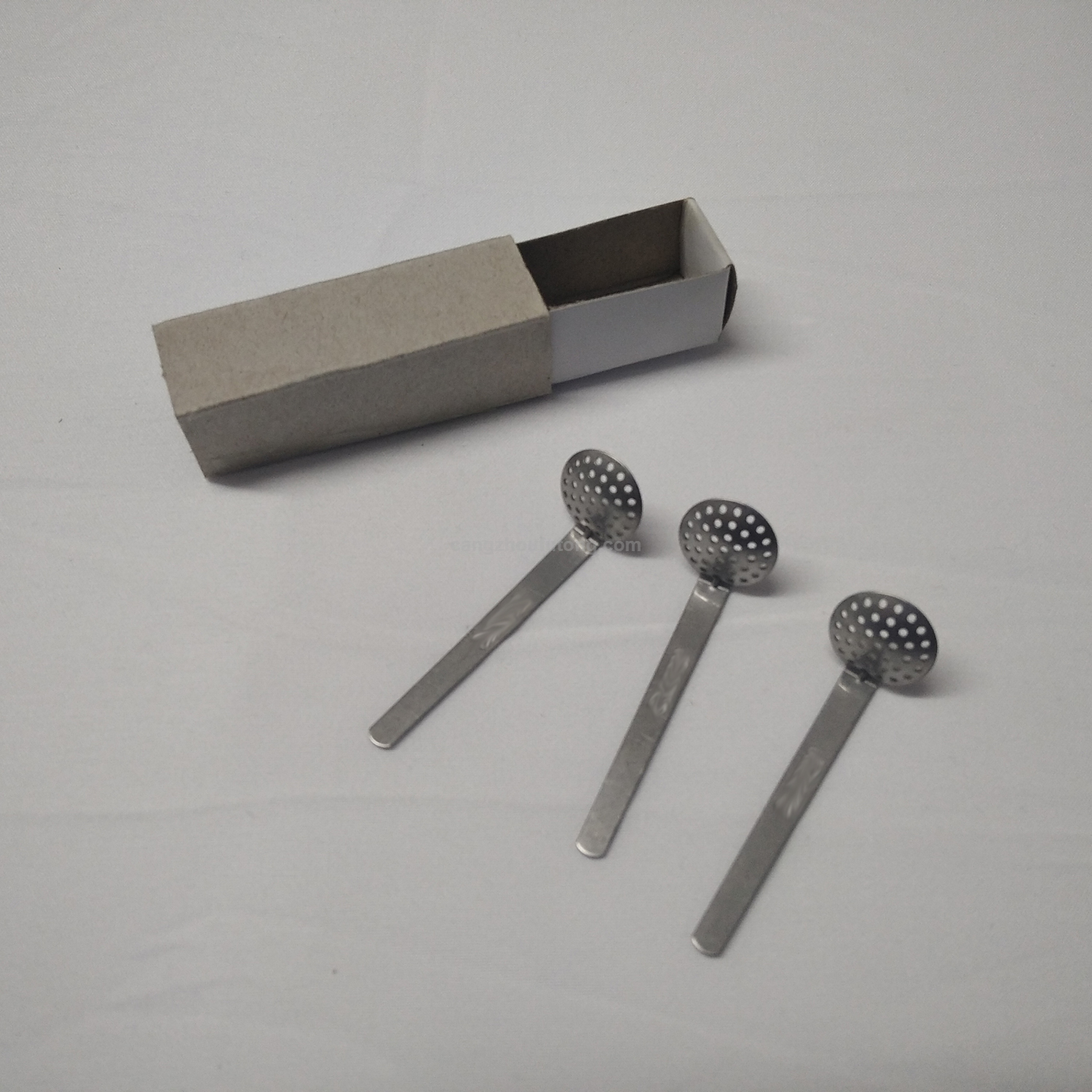 Stainless Steel Hanging Sieves for Smoking Glass Pipe Bong 